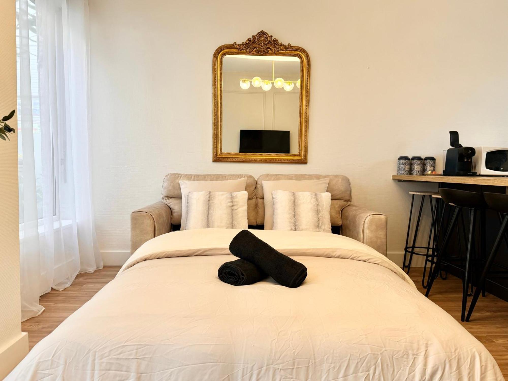 L'Olivier - Netflix - Bureau - Proche Centre Troyes Apartment ภายนอก รูปภาพ